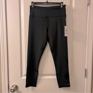 ZYIA Black Velvet Floral Light N Tight Hi-Rise 7/8 Leggings